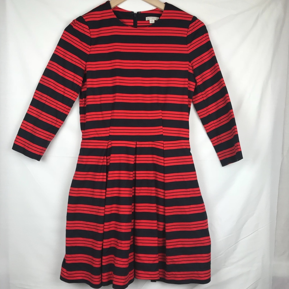 Gap Navy and Red Fit n Flare 3/4 Sleeve Pockets